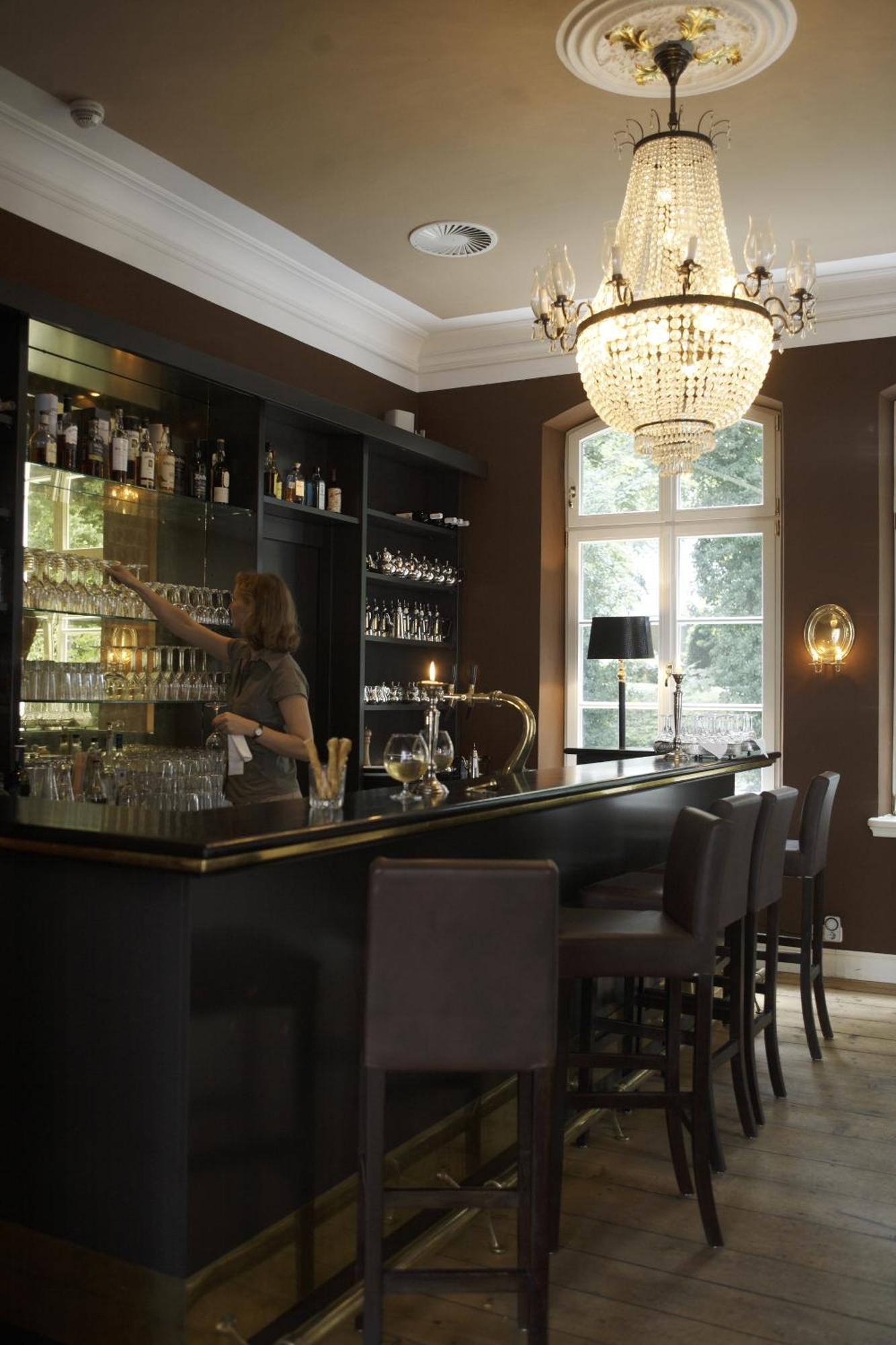 Hotel Hochzeitshaus Ауріх Екстер'єр фото
