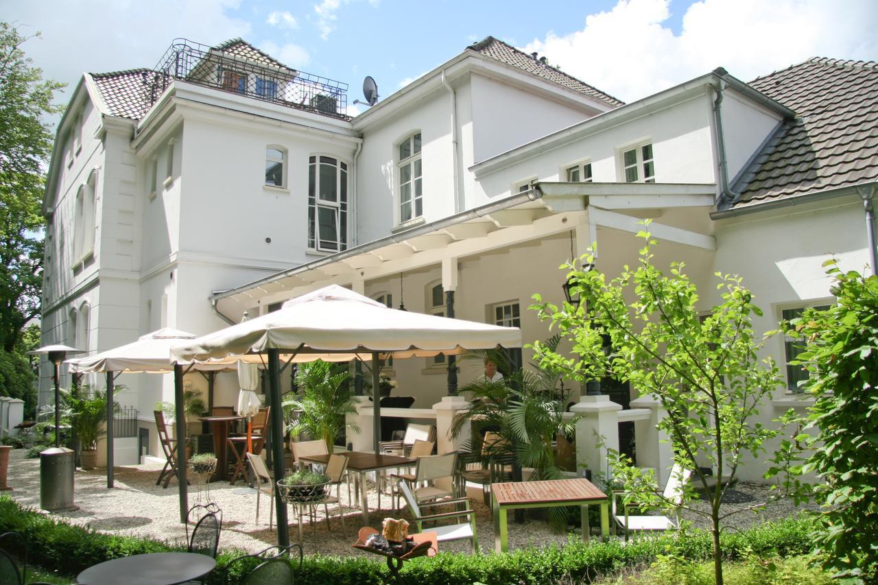 Hotel Hochzeitshaus Ауріх Екстер'єр фото